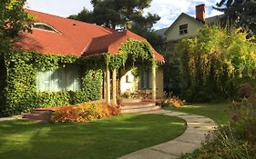 Mistisos Place Vacation Rentals
